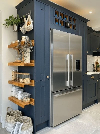 Vertical storage seasoning rack Vertical storage seasoning rack